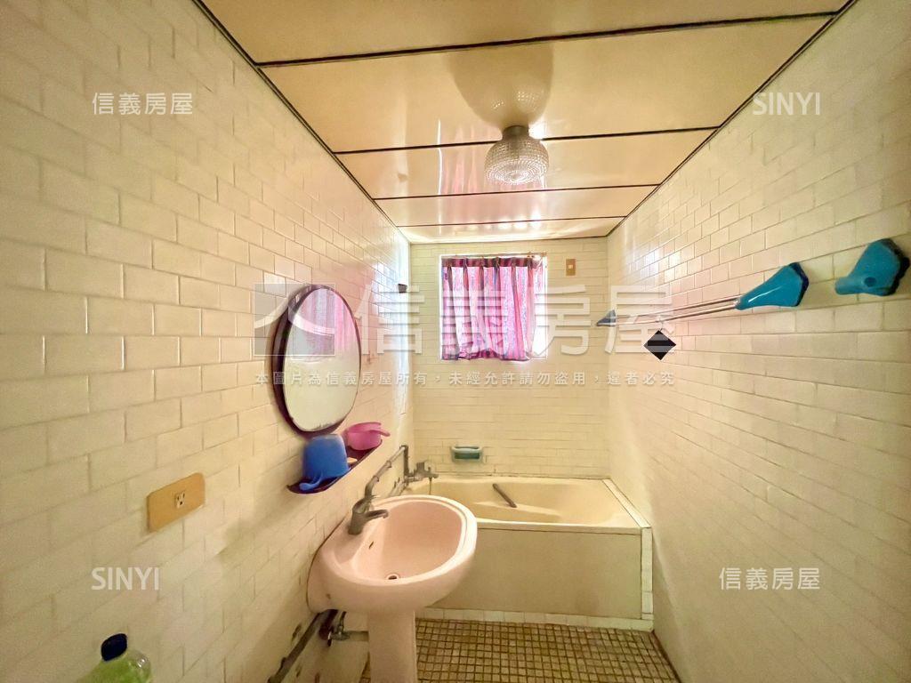 近台積電景觀４房房屋室內格局與周邊環境