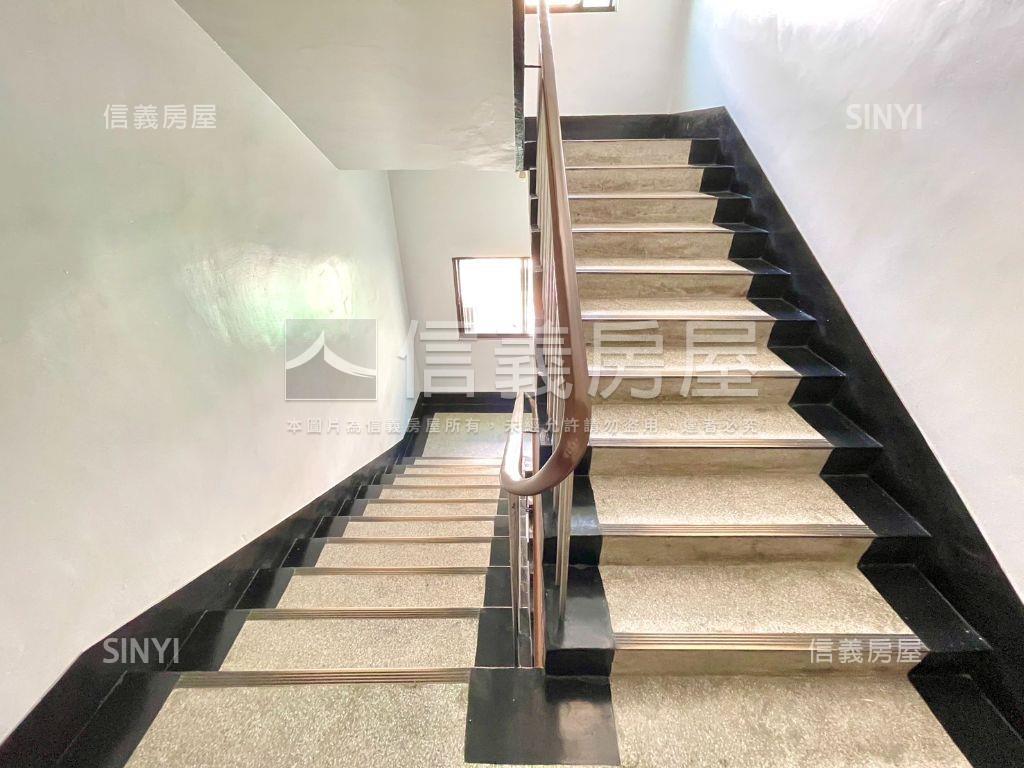 近台積電景觀４房房屋室內格局與周邊環境
