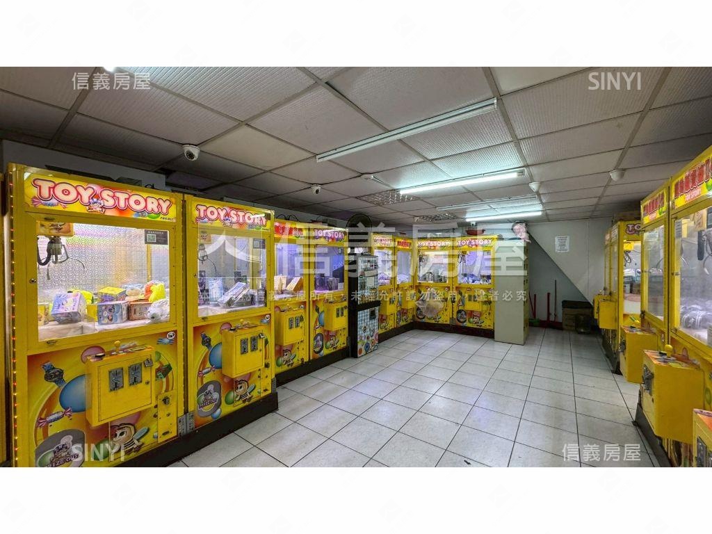 潭子榮興街商圈稀有角店房屋室內格局與周邊環境