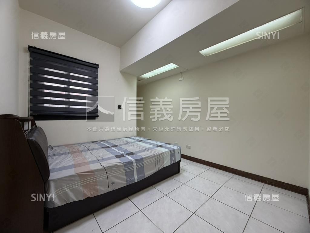 近中興大學三房車位房屋室內格局與周邊環境