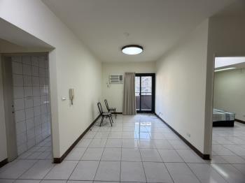 近中興大學三房車位