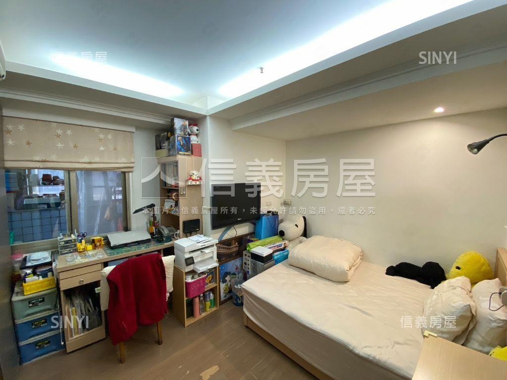 總督天下景觀４房房屋室內格局與周邊環境