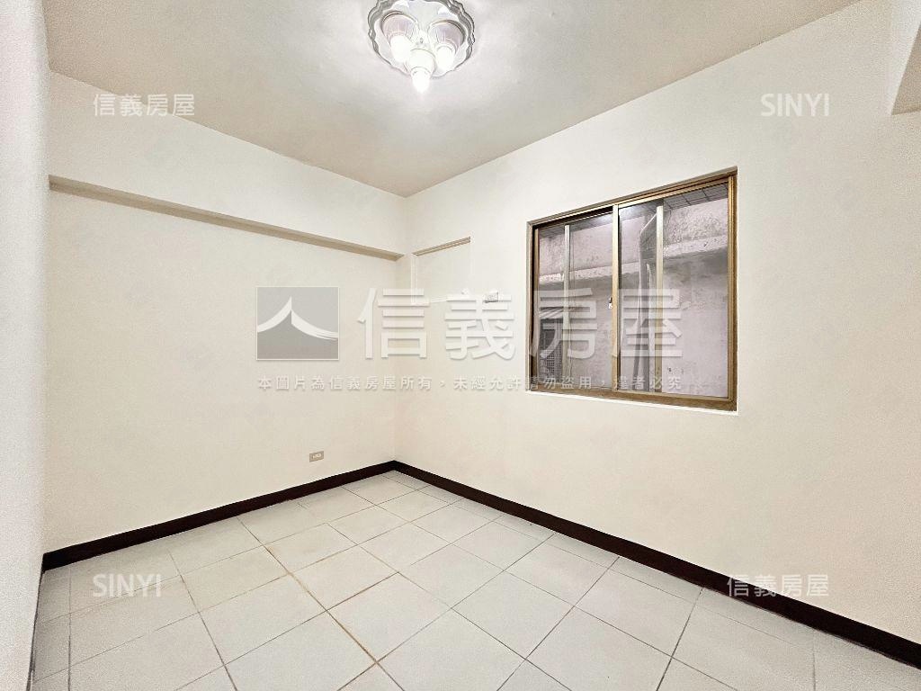 民安電梯亮麗三房車位房屋室內格局與周邊環境