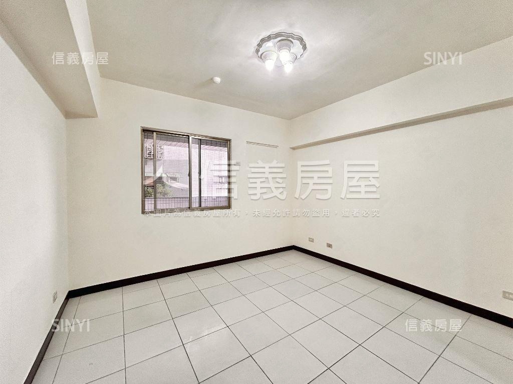 民安電梯亮麗三房車位房屋室內格局與周邊環境