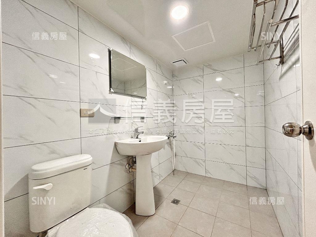 民安電梯亮麗三房車位房屋室內格局與周邊環境