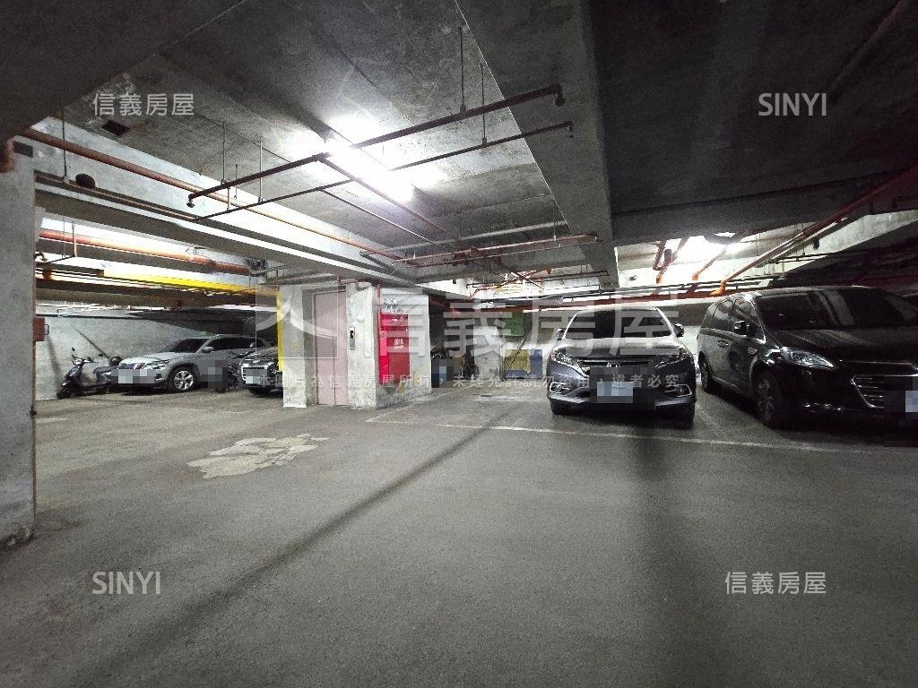 民安電梯亮麗三房車位房屋室內格局與周邊環境