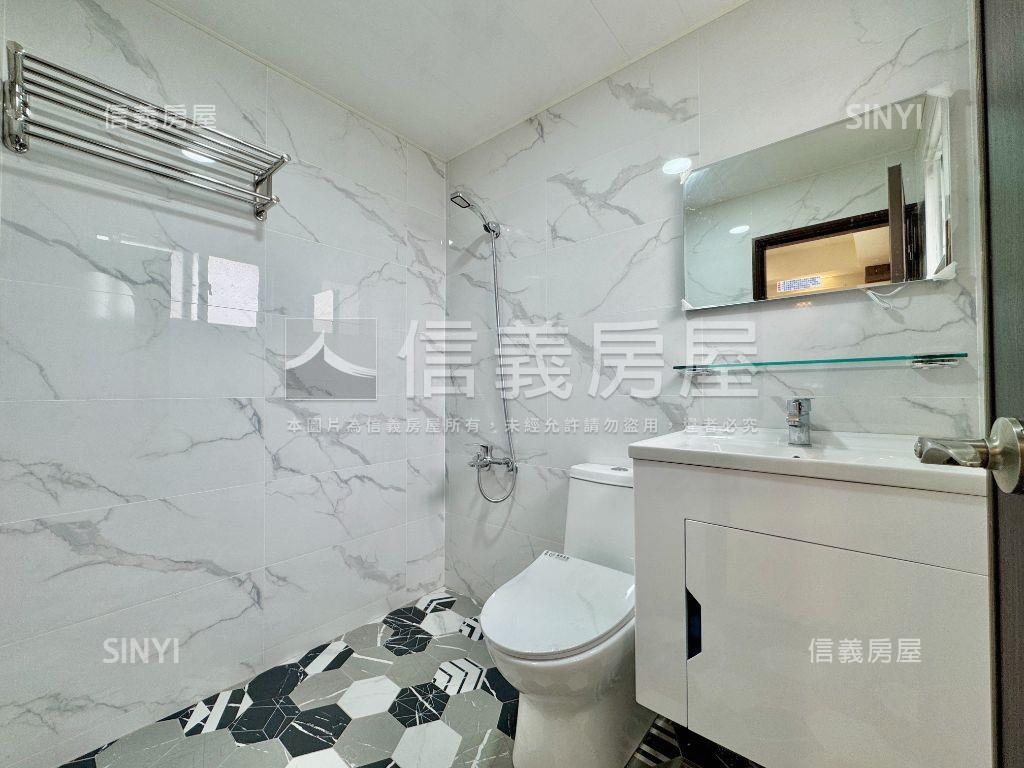 中華路商圈兩房平車房屋室內格局與周邊環境
