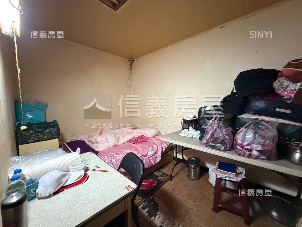 萬壽路巨蛋旁金店面房屋室內格局與周邊環境