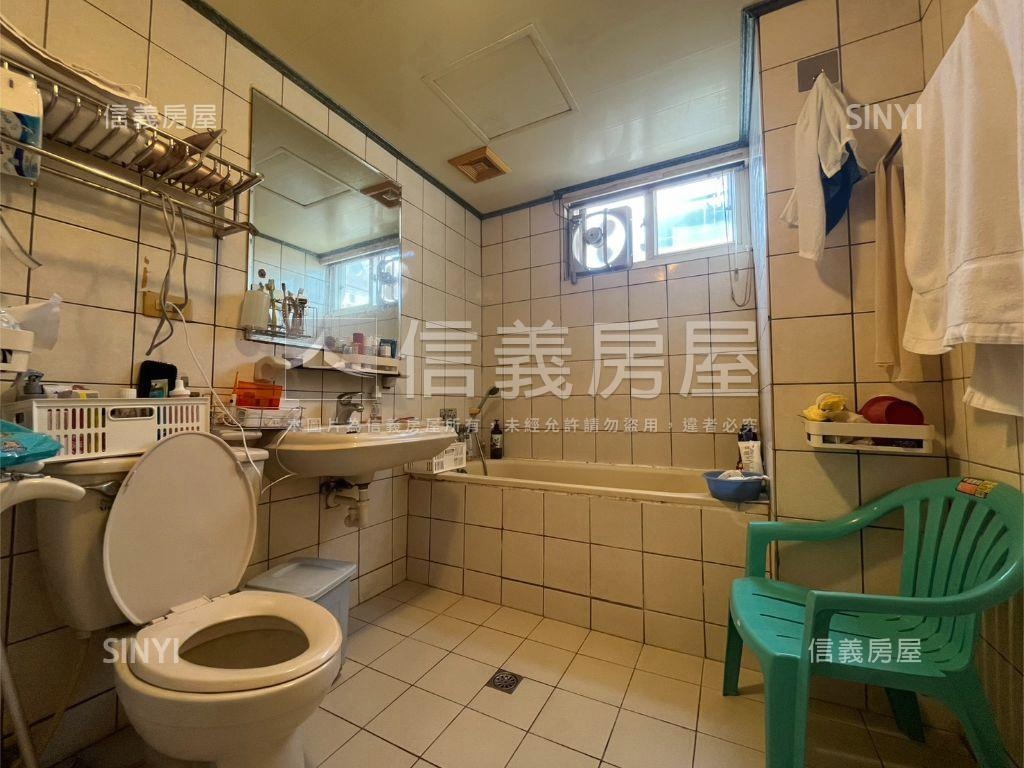宏國豪奢裝潢樓中樓豪邸房屋室內格局與周邊環境