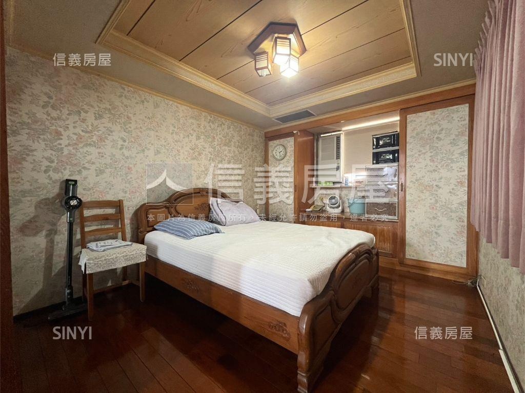 宏國豪奢裝潢樓中樓豪邸房屋室內格局與周邊環境