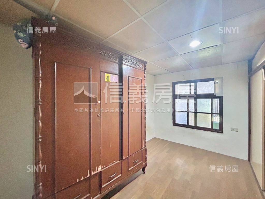 專任低總價中華路透天房屋室內格局與周邊環境