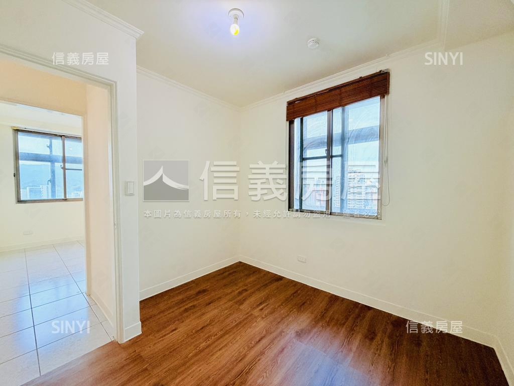 威京尊龍高樓美景兩房車位房屋室內格局與周邊環境