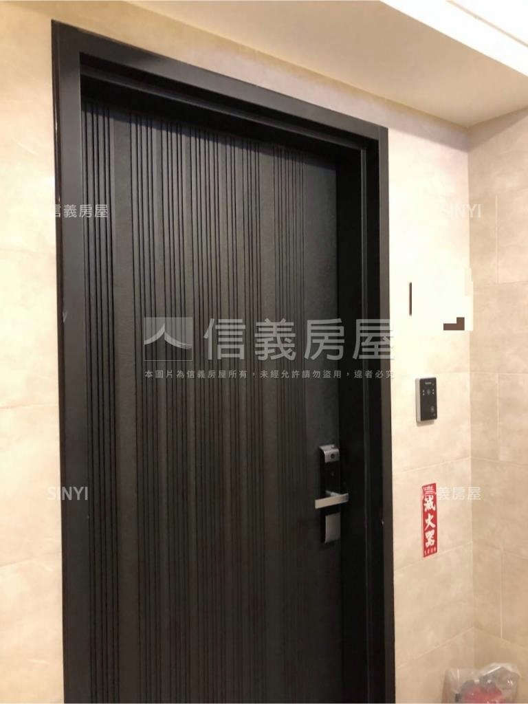 璀璨之都高樓層三房加車位房屋室內格局與周邊環境