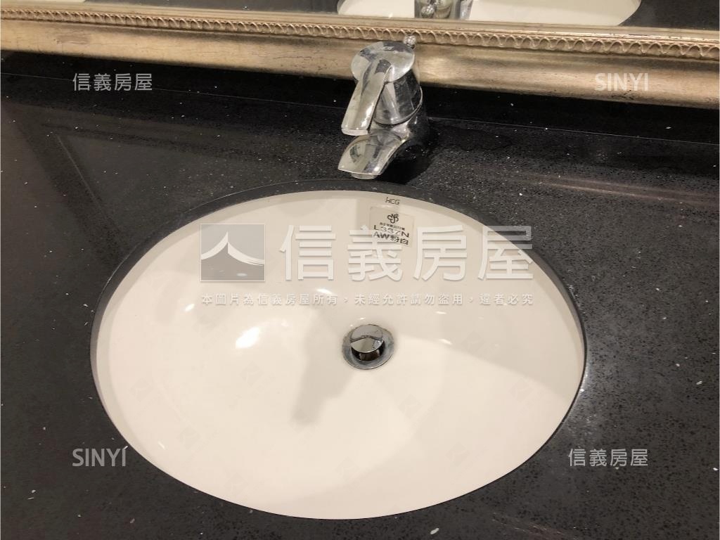 璀璨之都高樓層三房加車位房屋室內格局與周邊環境