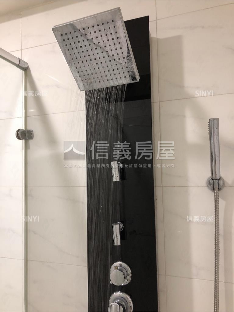 璀璨之都高樓層三房加車位房屋室內格局與周邊環境