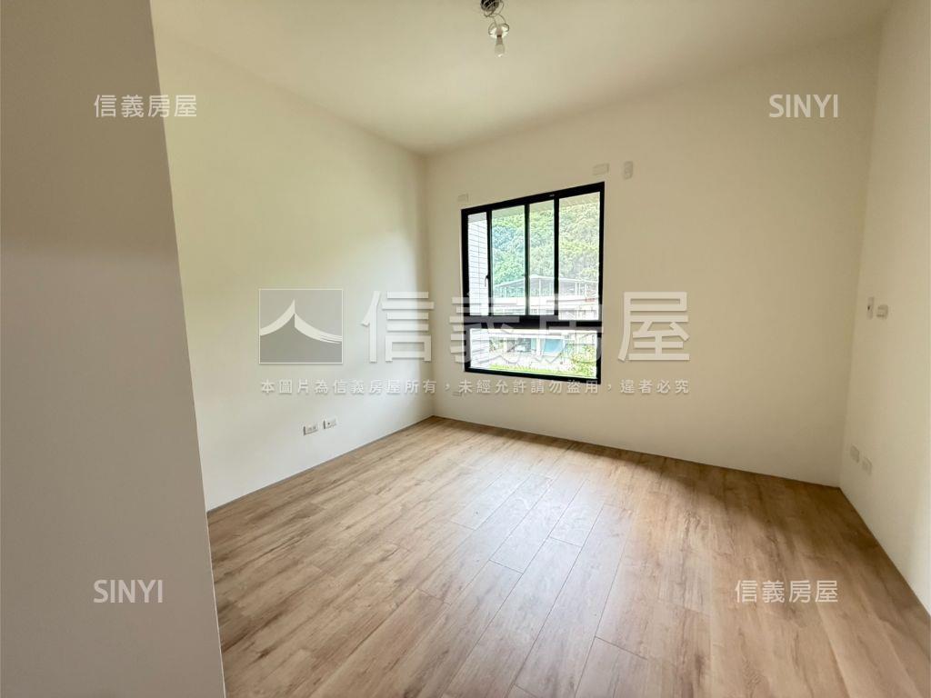 太睿境樹梢露臺戶房屋室內格局與周邊環境