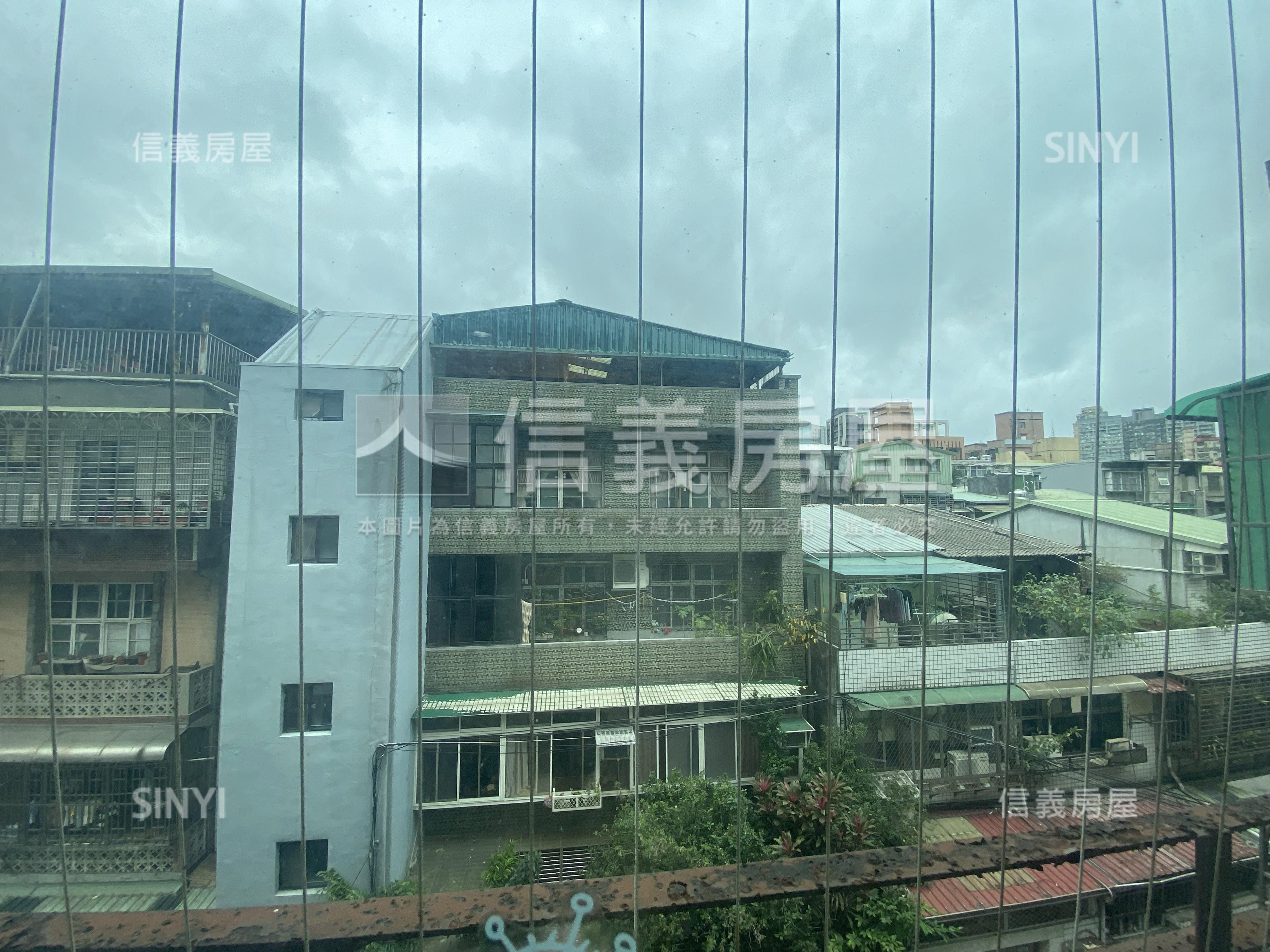 中正勤園三代同堂好邸房屋室內格局與周邊環境