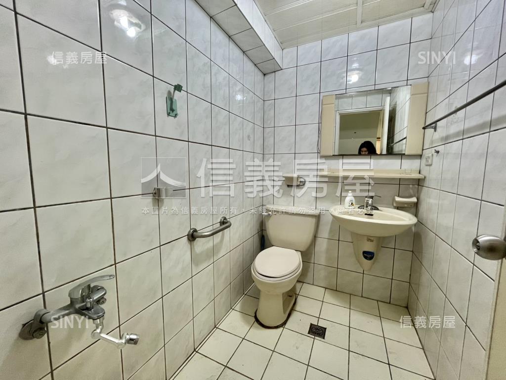 稀有星州大空間平面車位房屋室內格局與周邊環境