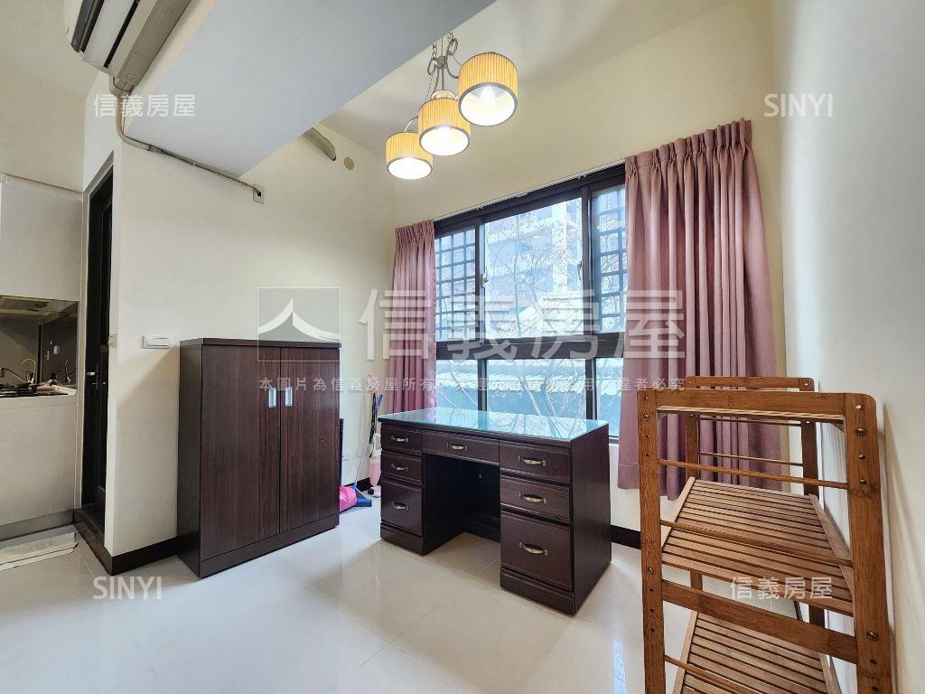 景安捷運晶華小宅房屋室內格局與周邊環境