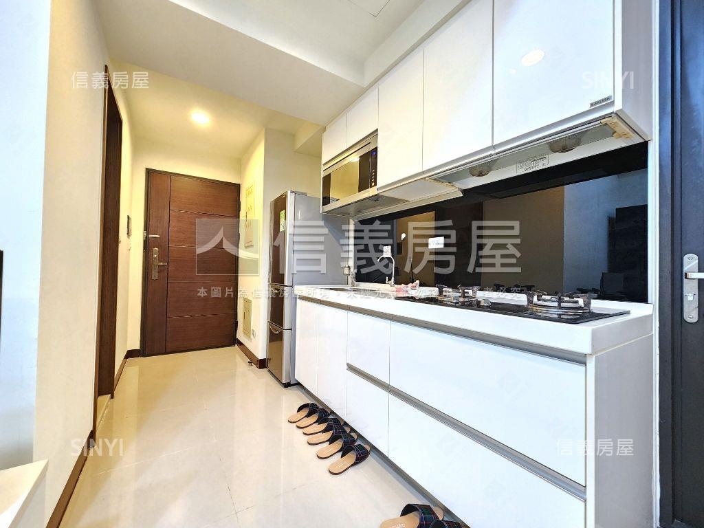 景安捷運晶華小宅房屋室內格局與周邊環境