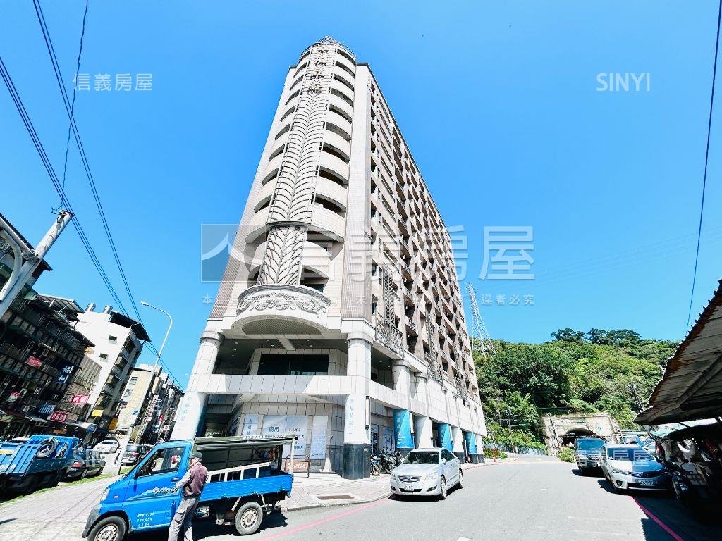 直面基隆港約５２坪大空間房屋室內格局與周邊環境