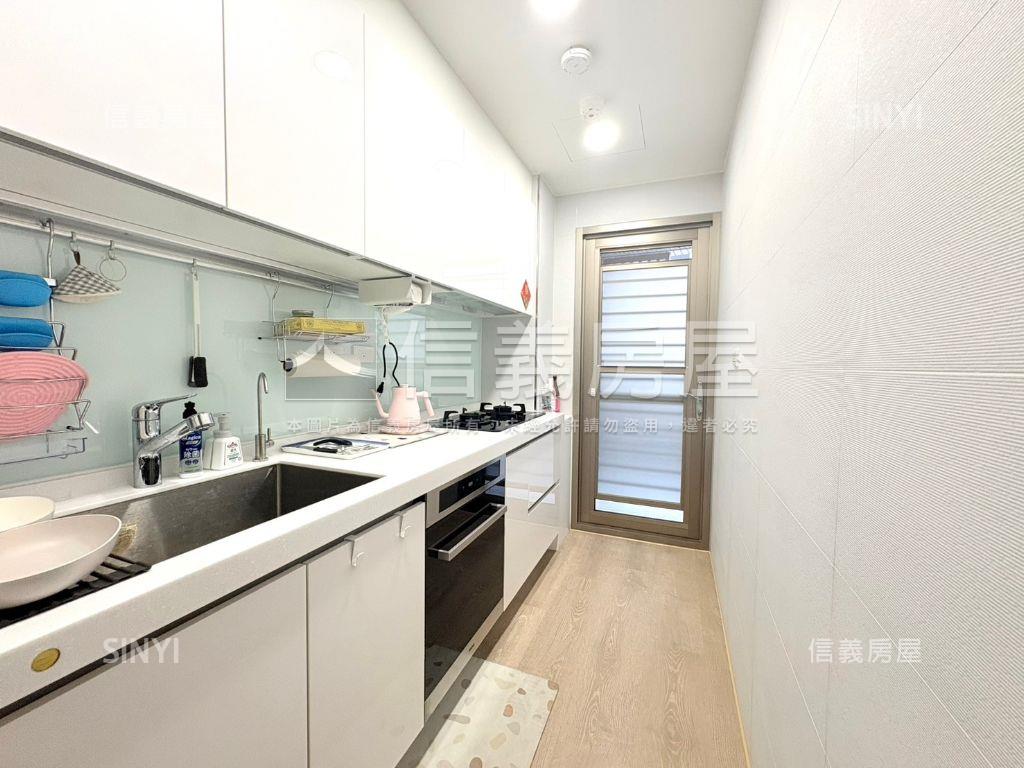 裝潢。美景。普羅旺斯房屋室內格局與周邊環境