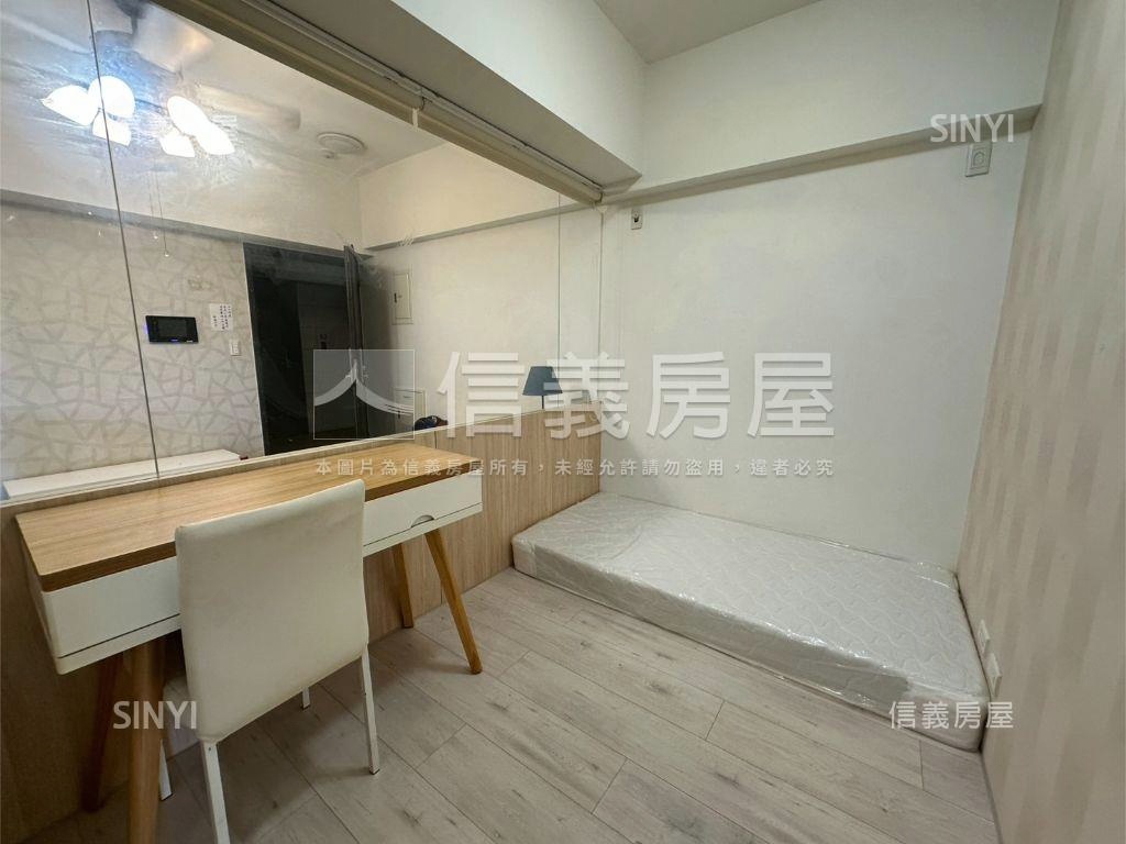 文山特區六年三房車位房屋室內格局與周邊環境