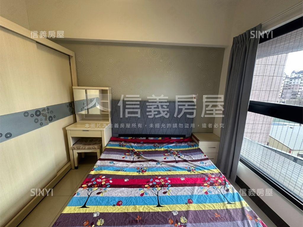 文山特區六年三房車位房屋室內格局與周邊環境