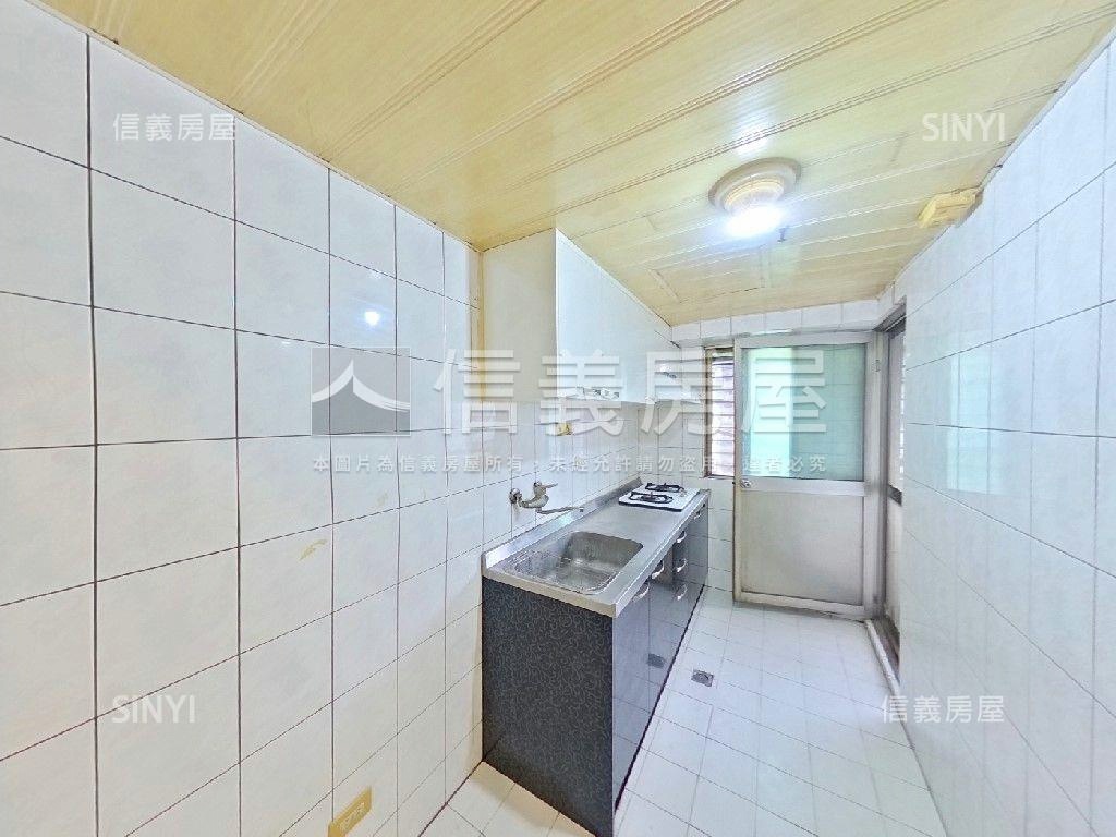 龍騰四海高樓三房房屋室內格局與周邊環境