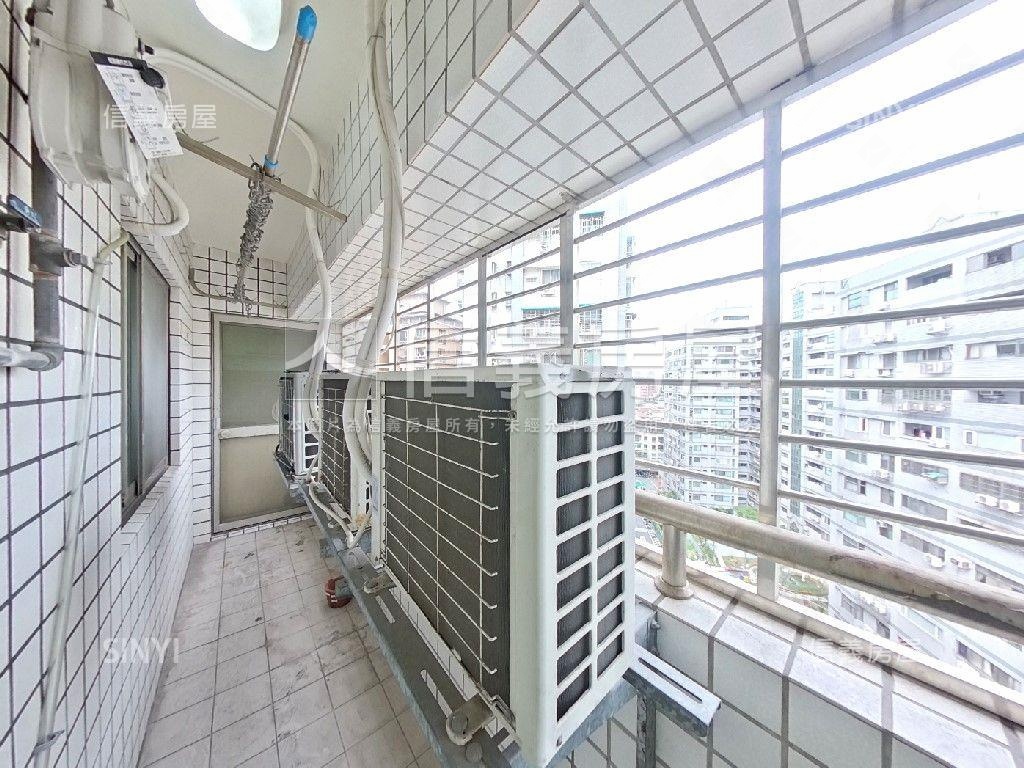 龍騰四海高樓三房房屋室內格局與周邊環境