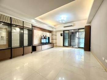 歐夏蕾陽台進出四房平車