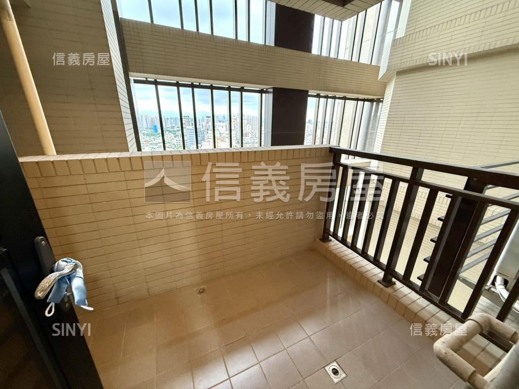 皇翔氣派景觀商辦總部房屋室內格局與周邊環境