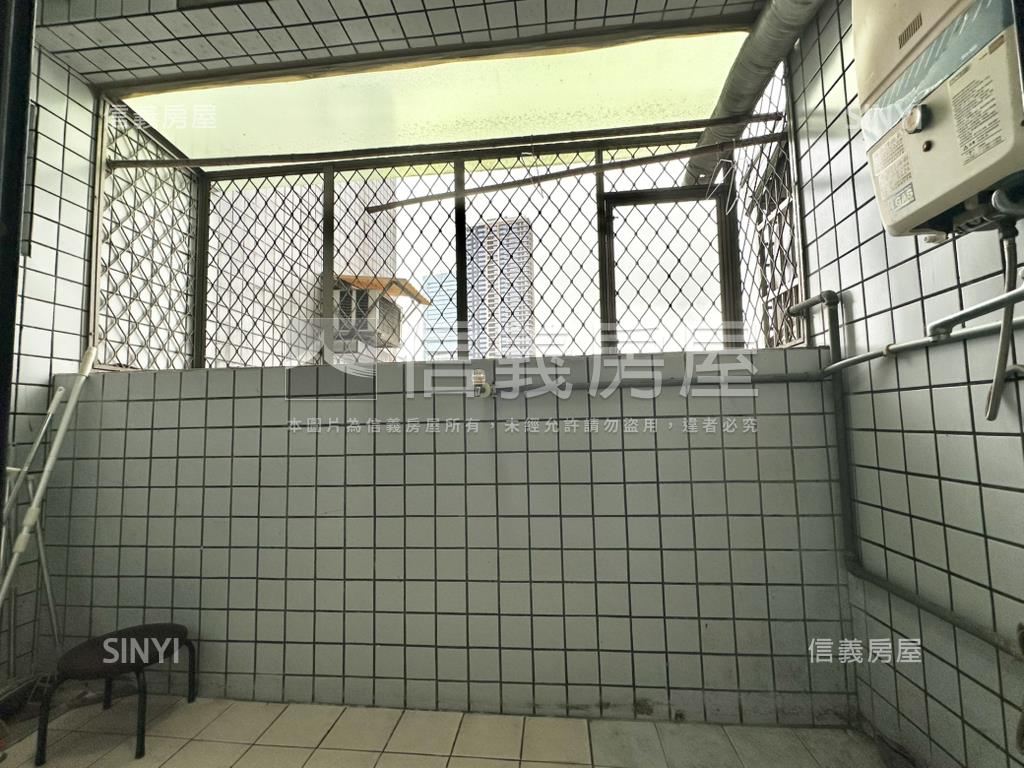 海山學區愛因斯坦三房車位房屋室內格局與周邊環境