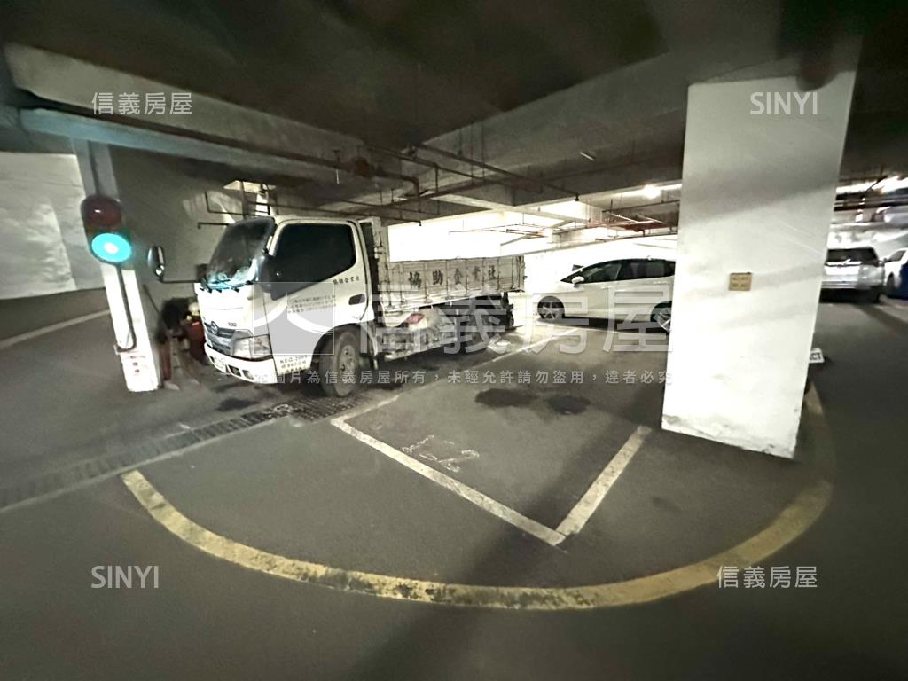 海山學區愛因斯坦三房車位房屋室內格局與周邊環境