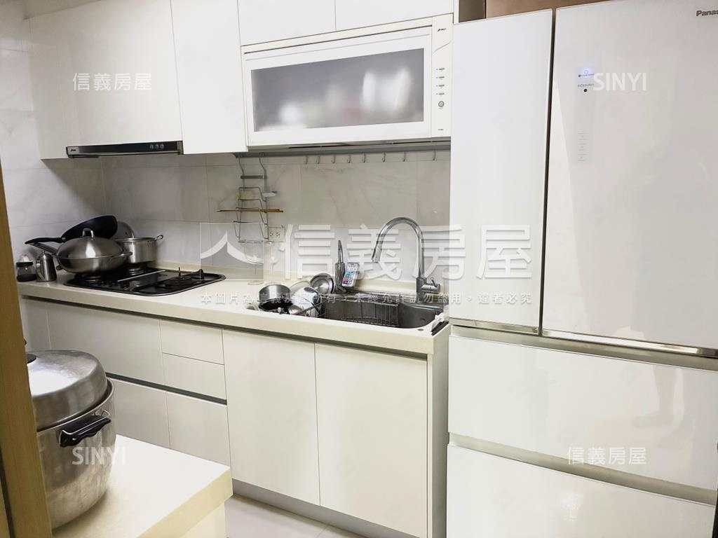 麗寶雙璽三房房屋室內格局與周邊環境