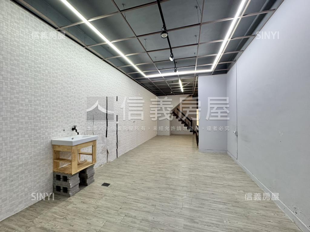 正進化路正四樓透店房屋室內格局與周邊環境