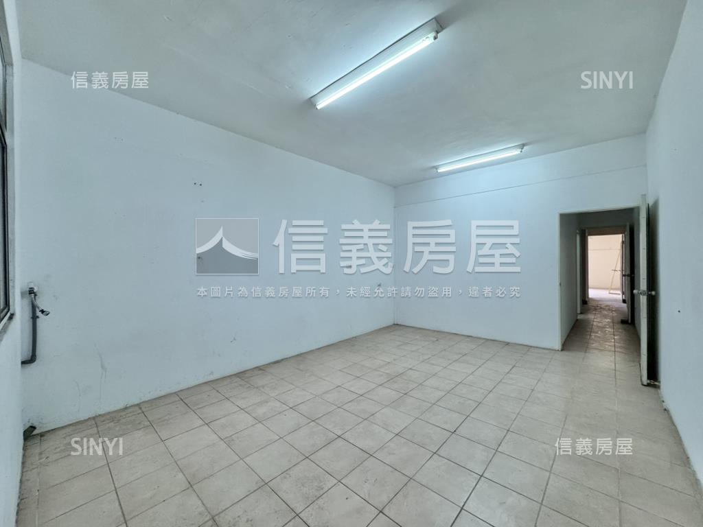 正進化路正四樓透店房屋室內格局與周邊環境