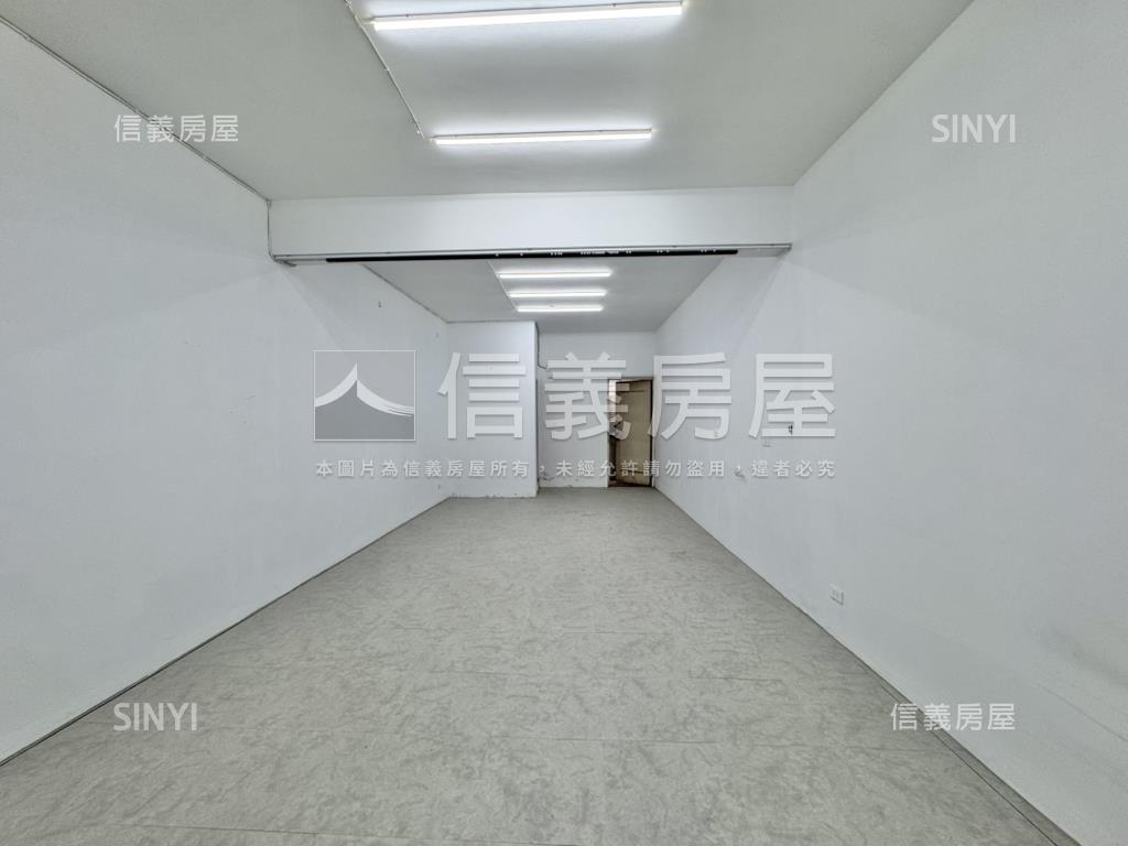 正進化路正四樓透店房屋室內格局與周邊環境