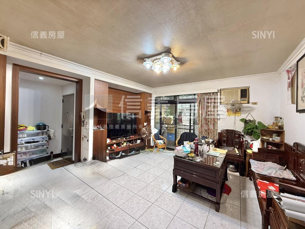 東湖捷運生活圈美寓２樓房屋室內格局與周邊環境