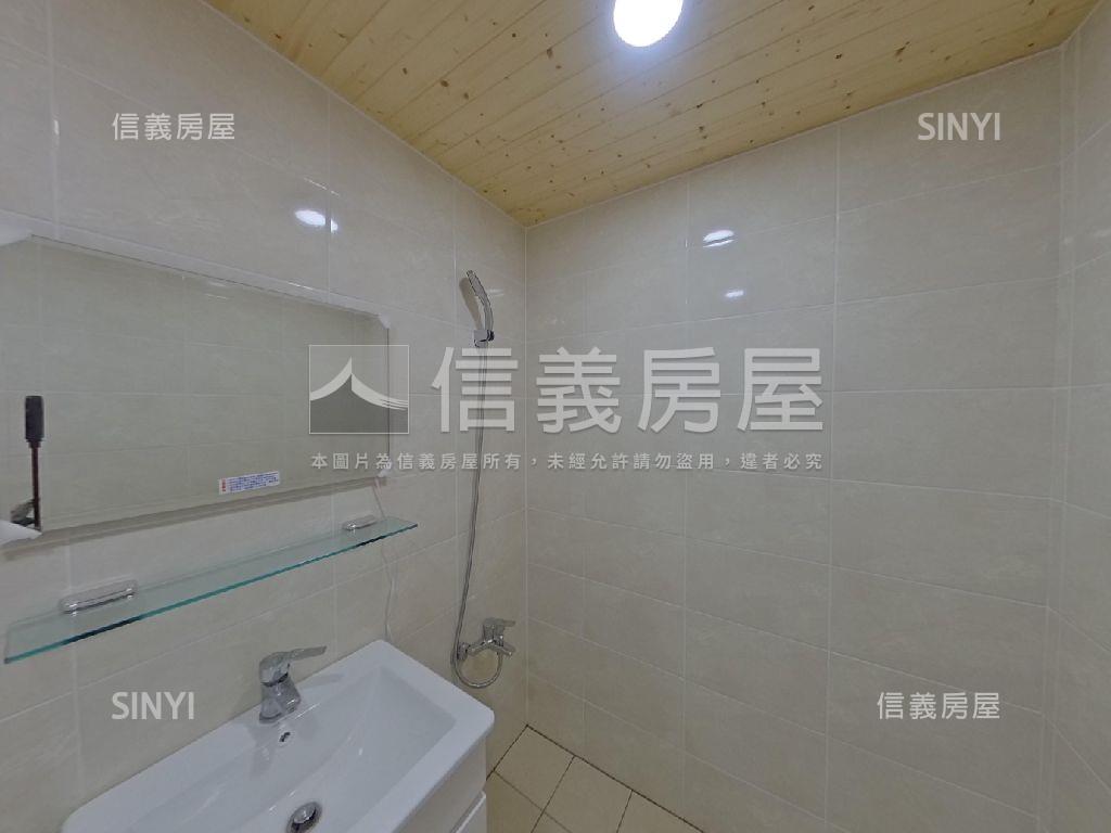 聖及第典雅三房房屋室內格局與周邊環境