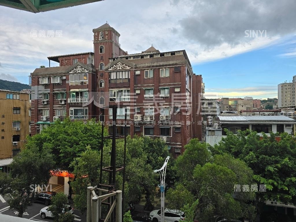天母高樓景觀美廈房屋室內格局與周邊環境