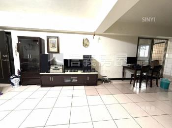 酷青島花園麗晶３房車位