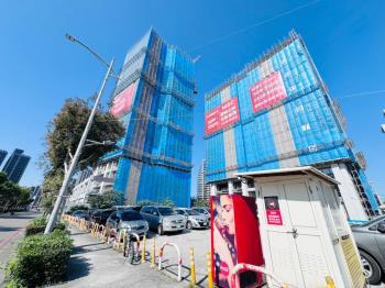 森中央稀有頂樓露臺戶