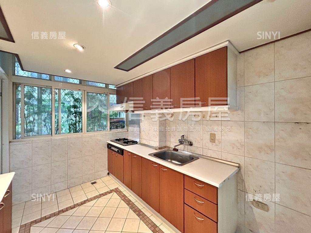 【專任】敦化福邸陽光豪邸房屋室內格局與周邊環境