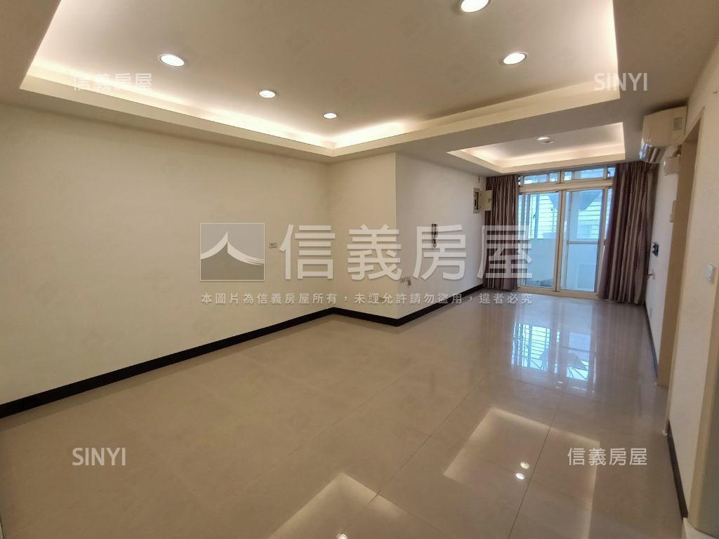 雙捷運站的邊間溫馨美寓房屋室內格局與周邊環境