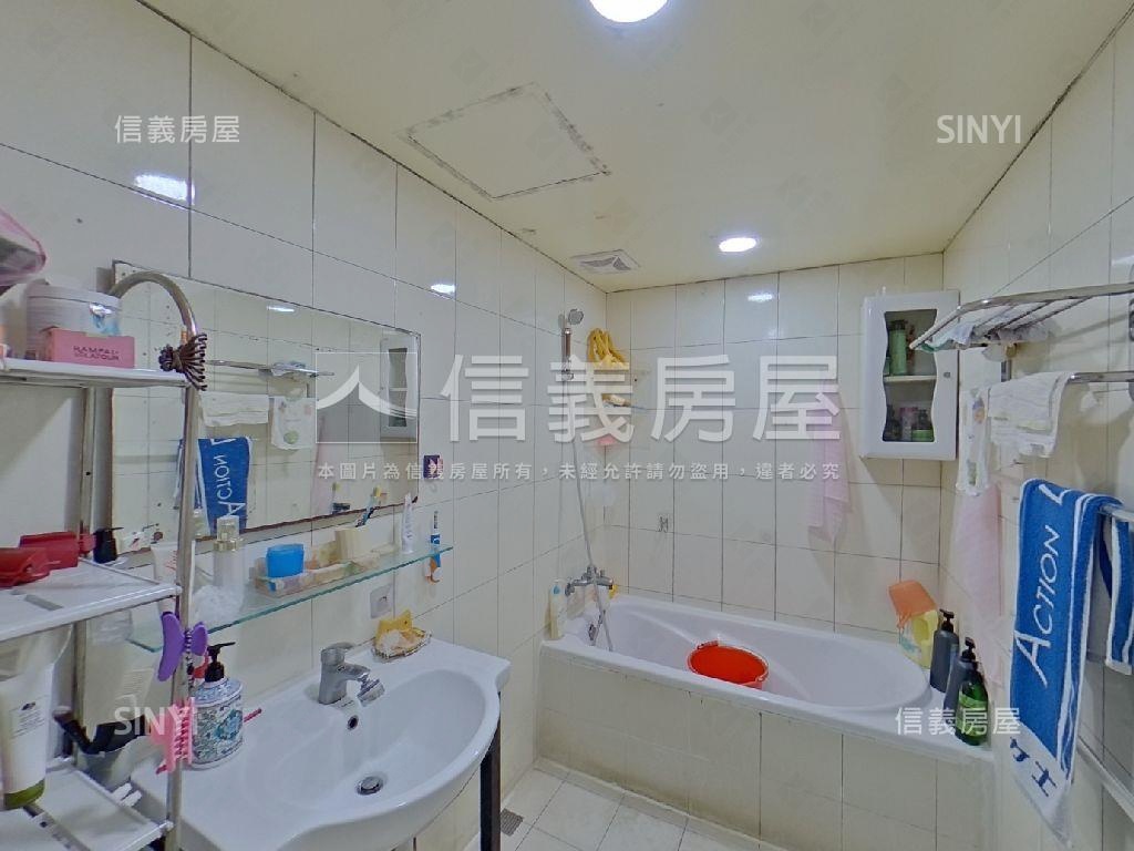 雙捷運站的邊間溫馨美寓房屋室內格局與周邊環境