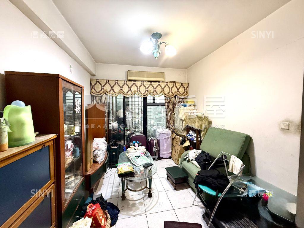 電梯兩房高樓管理低總價房屋室內格局與周邊環境