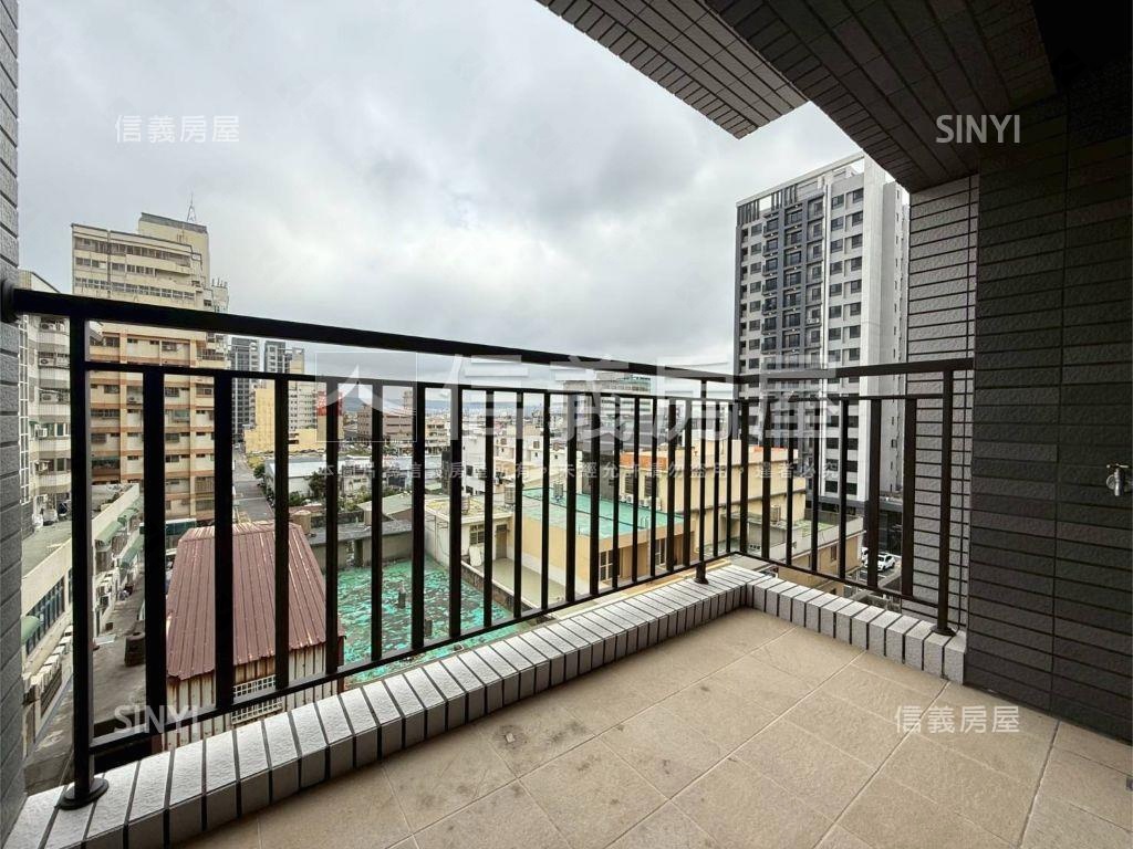 佳鋐新邑小資兩房平車誠售房屋室內格局與周邊環境