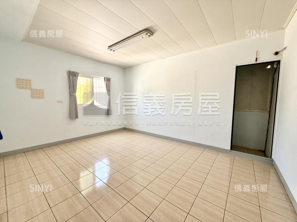 大橋二街邊間車墅房屋室內格局與周邊環境