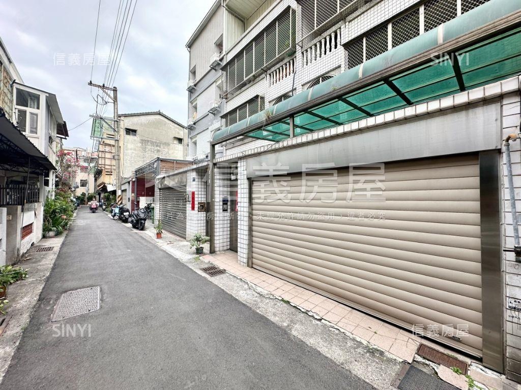 水湳大地坪大面寬車庫透天房屋室內格局與周邊環境